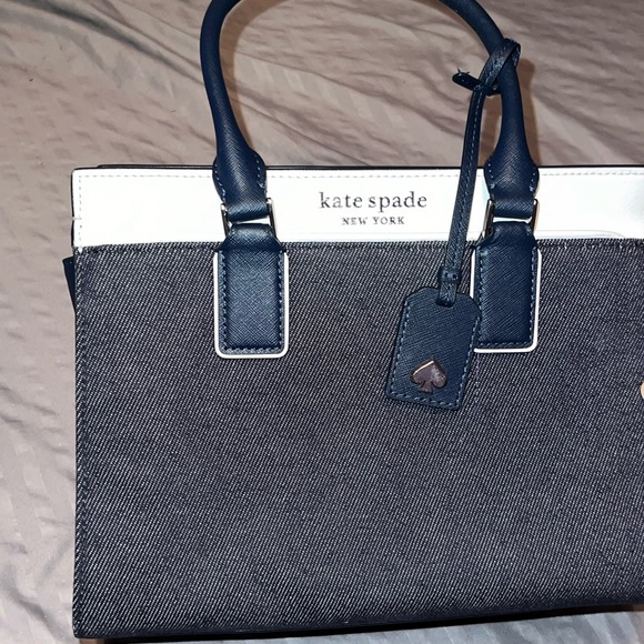 kate spade Handbags - Kate Spade Handbag/Shoulder Bag